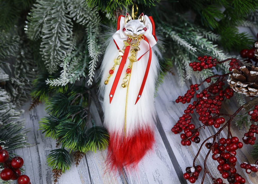 INARI KITSUNE tail keychain