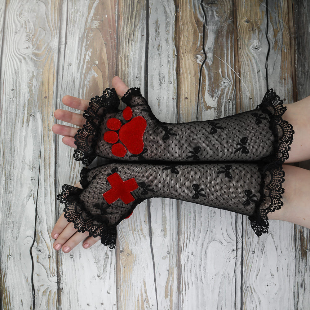 NURSE paws lace mittens (black)